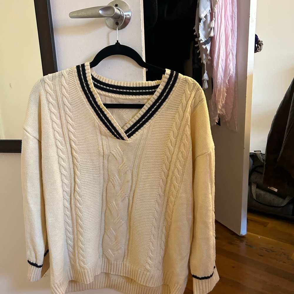 Classic Cable V-Neck Sweater with Contrast Trim - Cream